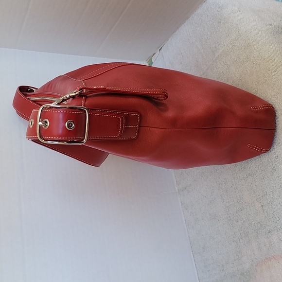 Coach Vintage red leather legacy crossbody messenger - Picture 3 of 16
